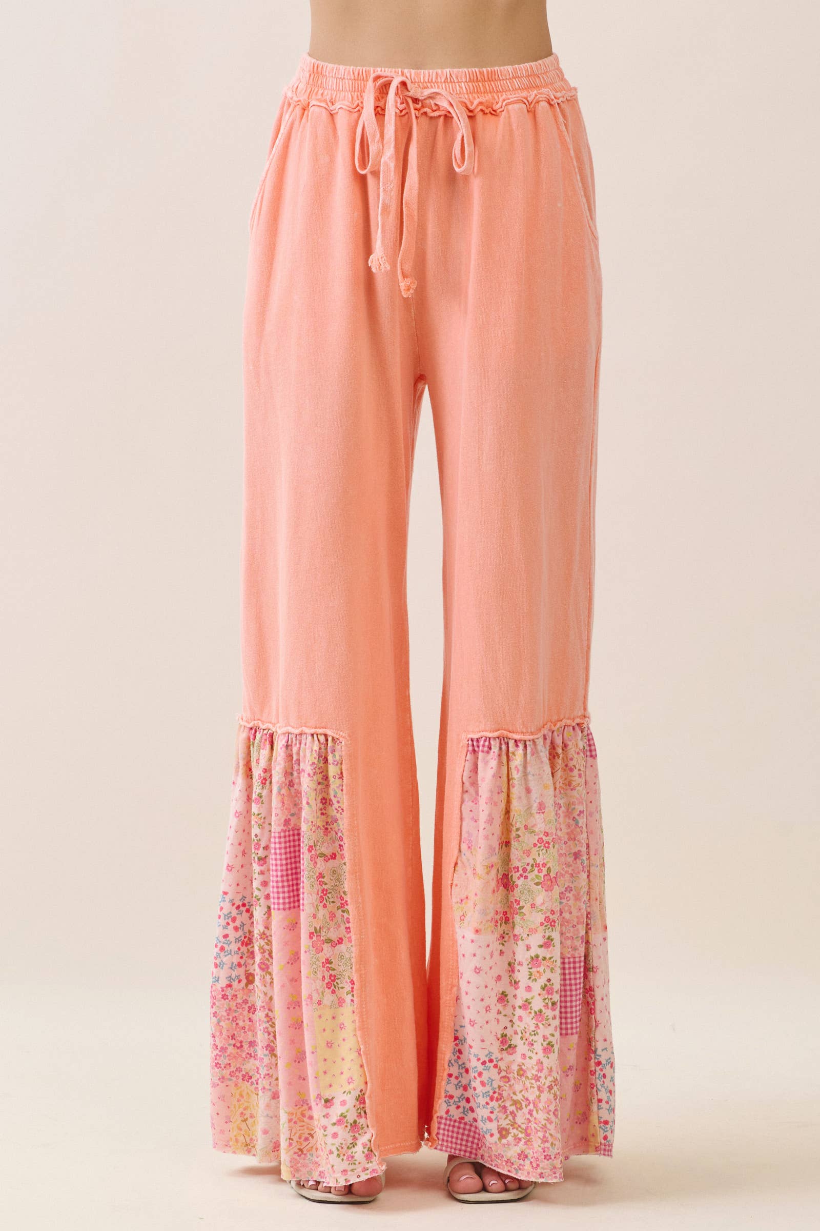 Mineral Washed Spring Picnic Print Ruffle Flare Pants HP7117