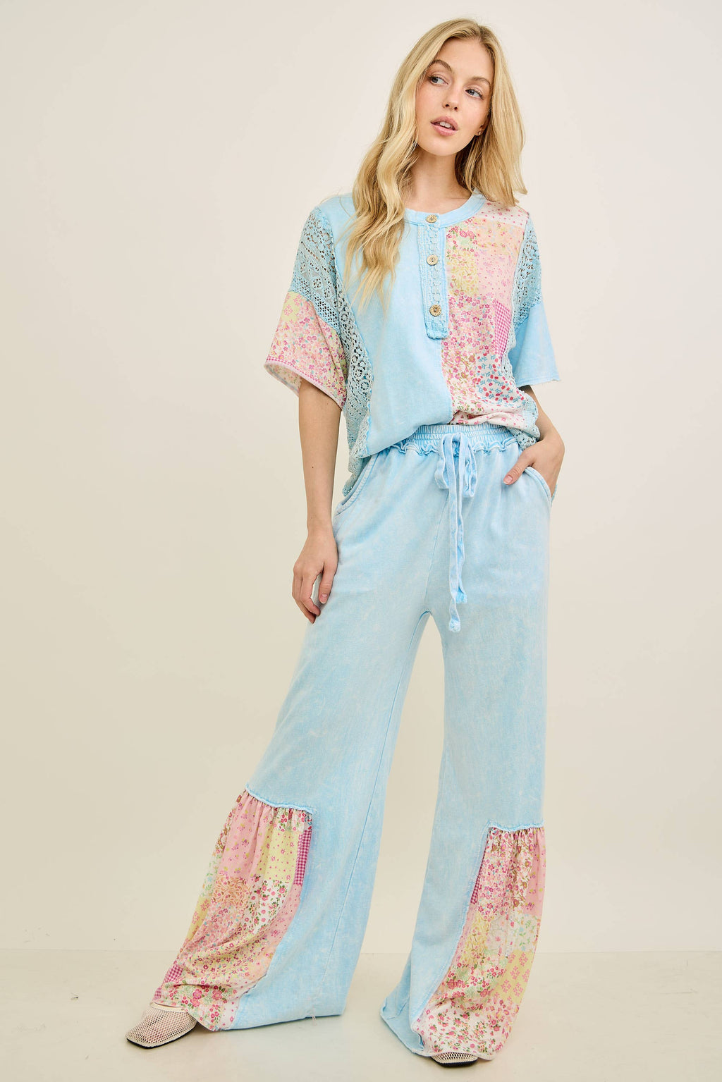 Mineral Washed Spring Picnic Print Ruffle Flare Pants HP7117